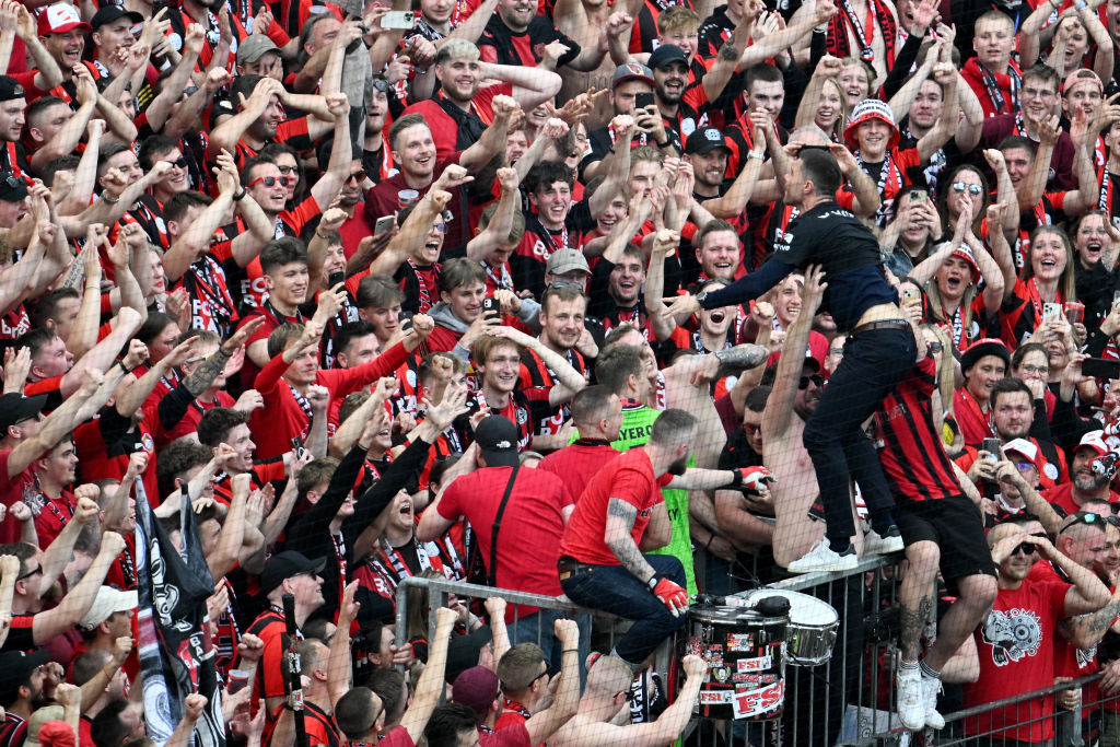 Фанаты «Байера». Фото: Sascha Schuermann/Getty Images